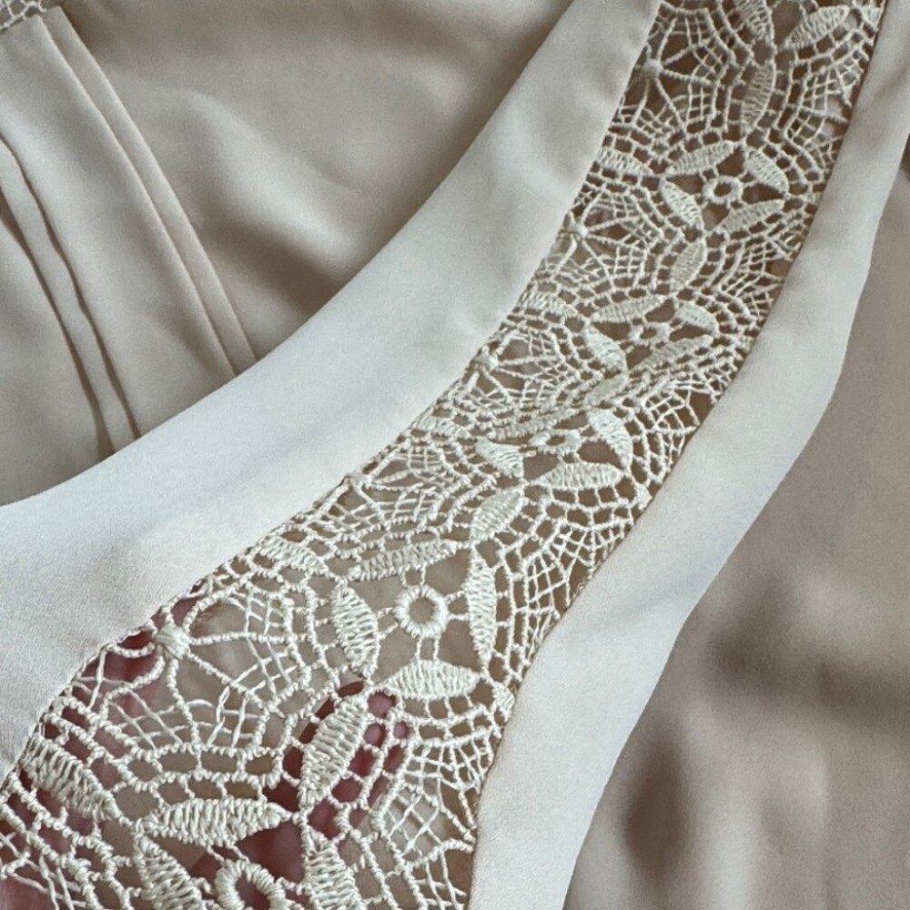 Elegant Zara Lace Detail Blouse - Nude tone Size S - Picture 6 of 7